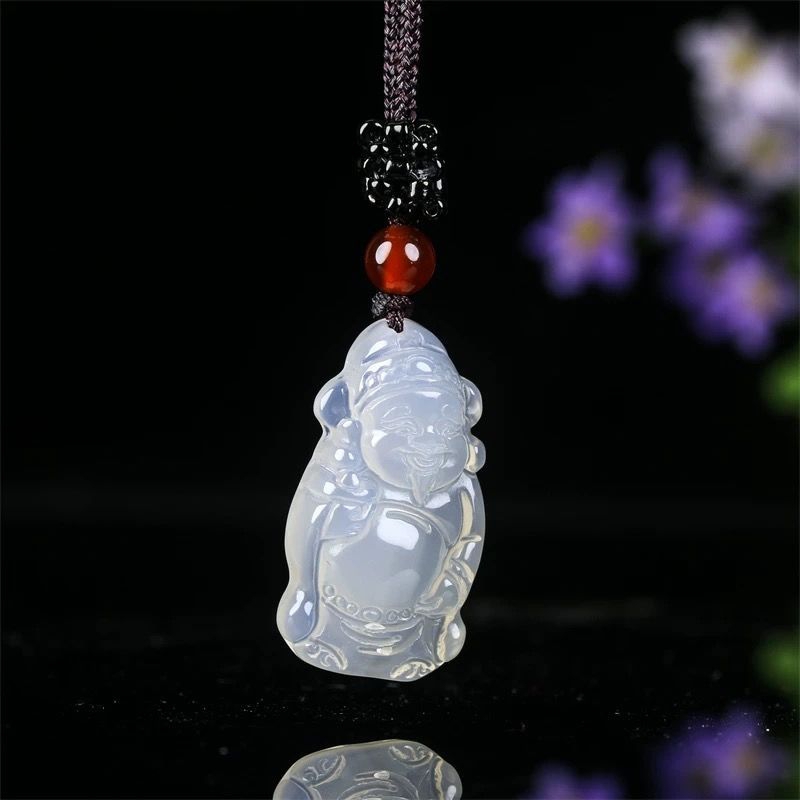 Mặt bài thần tài ngọc tự nhiên loại A băng thấu giúp mang lại tài lộc thể hiện khí chất