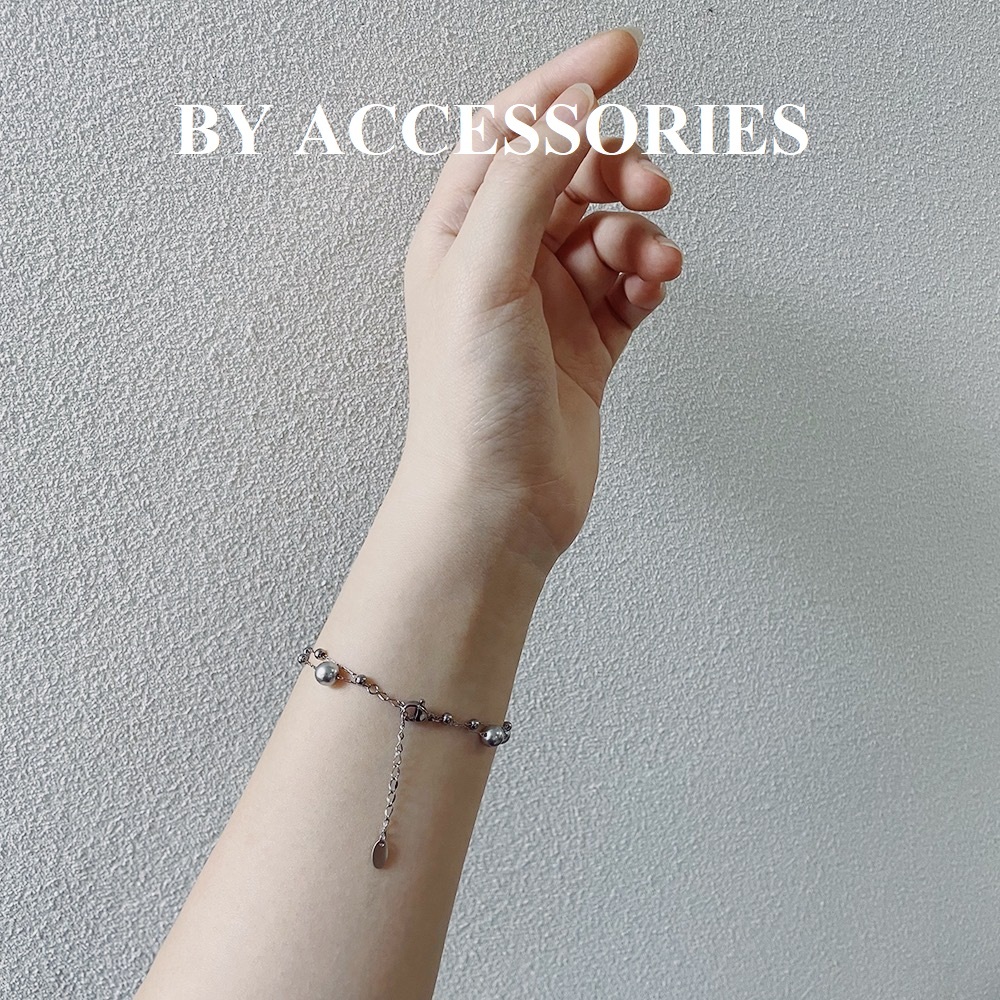 Lắc tay nữ titan xích kép phối bi nhỏ và ngọc trai nhân tạo màu xám không gỉ WB2416 BY ACCESSORIES