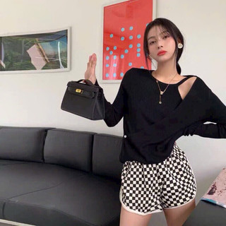 Áo len dài tay thu đông kiểu lệch hở một vai, chéo tà cài khuy, dáng áo len kiểu hàn quốc 607
