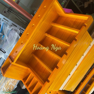 khay gỗ đựng tông đơ 5 ngăn màu vàng kt 50x25cm