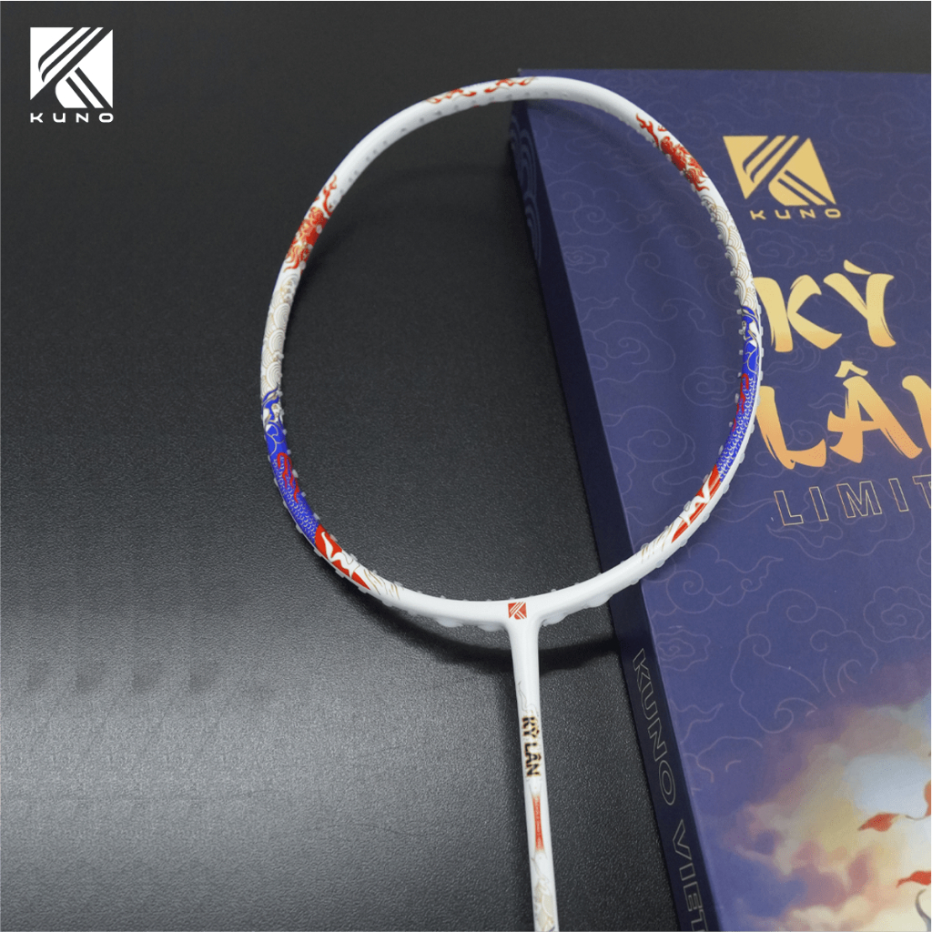 Ảnh Vợt cầu lông KUNO Kỳ Lân tấn công, trọng lượng 4U full carbon cao cấp được gia cố 2 lần chắc chắn 3