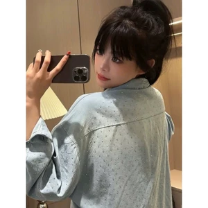 Áo sơ mi jean dáng rộng đính đá bling bling, áo somi bò dính đá dáng rộng dấu quần dễ mặc dễ phối đồ (HC23)