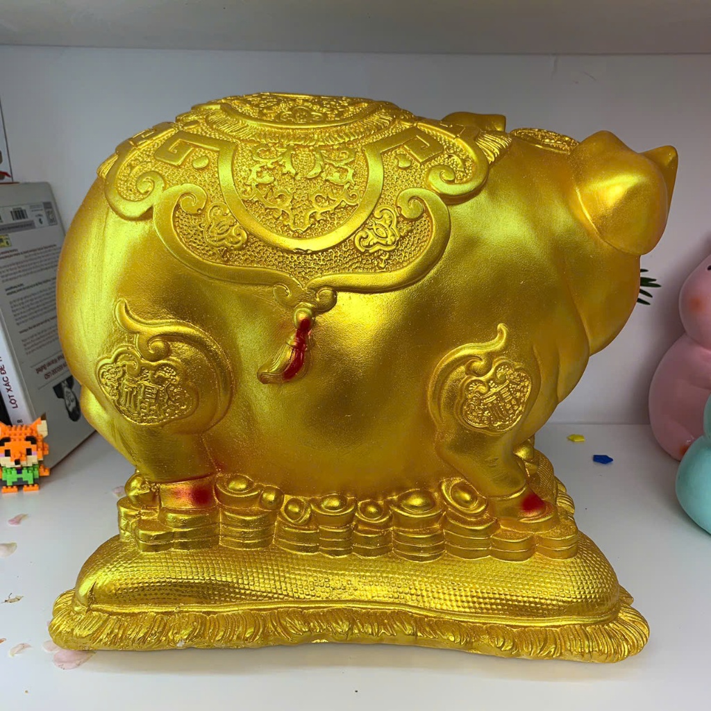 Heo đất tiết kiệm Heo đất bệ vàng phong thủy size vừa ống tiết kiệm lợn đất tiết kiệm trang trí