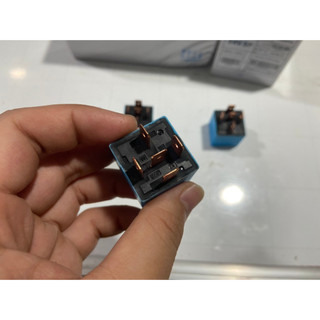 Rơ le 5 chân M8 UUS 100A 12v 24v.