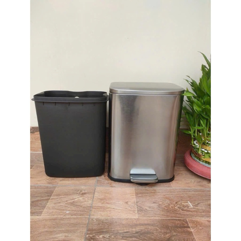 Thùng rác đạp chân inox hình vuông thả êm - hàng nhập khẩu chính hãng trong thùng | BigBuy360 - bigbuy360.vn