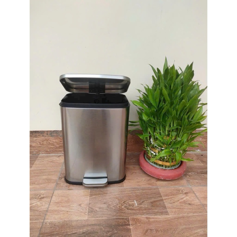 Thùng rác đạp chân inox hình vuông thả êm - hàng nhập khẩu chính hãng trong thùng | BigBuy360 - bigbuy360.vn