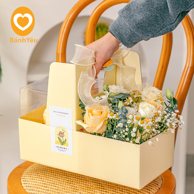 Hộp giấy 2 ngăn đựng bánh và hoa (có kèm hộp mica đựng bánh)-BB217