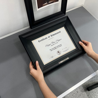 Khung Bằng Khen ADOR Khắc Logo Và In Theo Yêu Cầu, Khung Tốt Nghiệp, Khung Tranh Gỗ Treo Tường