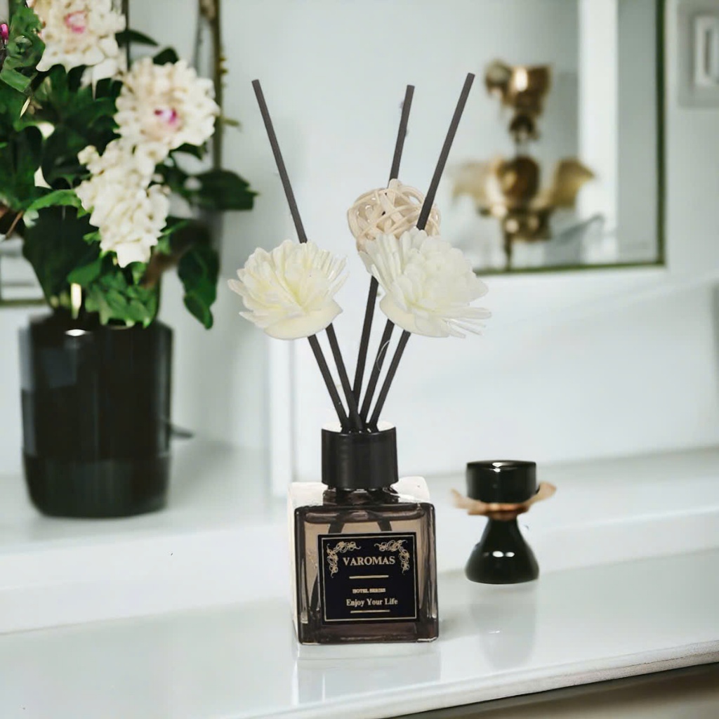Tinh Dầu Thơm Phòng Lọ Khuếch Tán Nước Hoa Varomas 50ML Thơm Để Phòng Ngủ Sang Trọng KT32 KT36