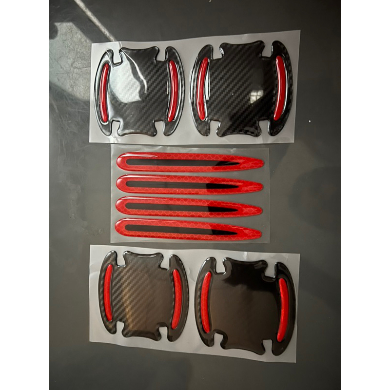Sét 8 miếng dán tay nắm cửa xe hơi phản quang 3D kết cấu sợi cacbon