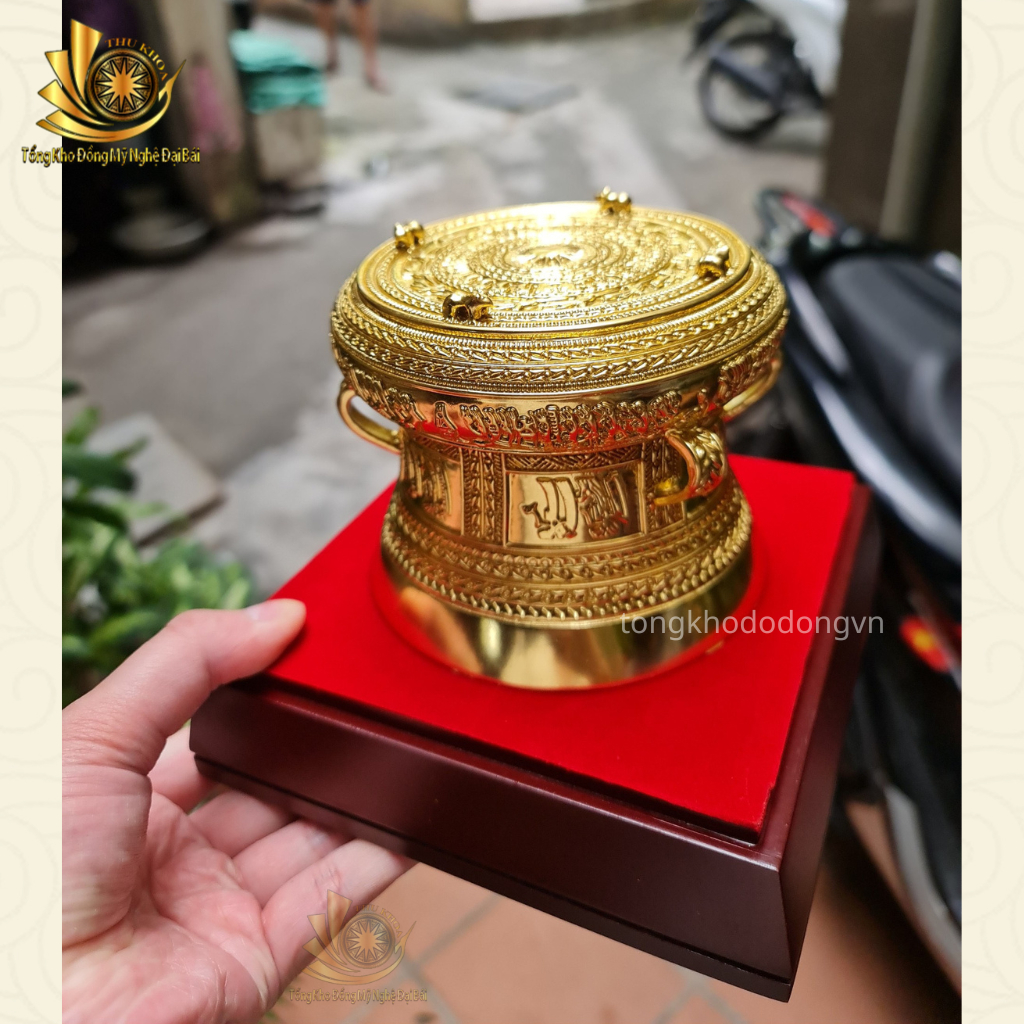 Trống Đồng Quà Tặng Dát Vàng ĐK 10cm Quà Biếu Trống Đồng Để Bàn Làm Việc Phong Thủy