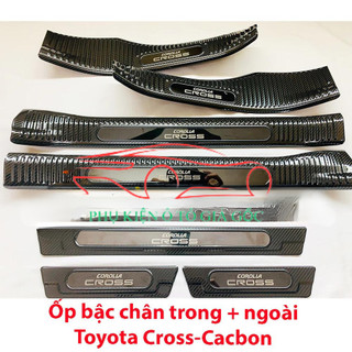Ốp bậc cửa, nẹp bước chân trong, ngoài xe Toyota Corolla Cross 2020 - 2022, 2022, 2023, 2024 vân carbon cao cấp