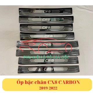 Ốp bậc cửa, nẹp bước chân trong, ngoài xe Mazda CX8 2019 - 2022, 2023, 2024 vân cacbon cao cấp