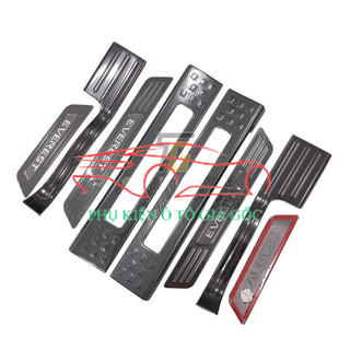 Ốp Bậc Cửa, Nẹp Bước Chân xe Everest 2017-2021 Trong, Ngoài Vân Carbon Cao Cấp Nhất