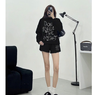 Set Bộ Nỉ Nữ Thu Đông CHEPOL Cổ Tròn, In Chữ ( Áo Sweater Đen + Quần Đùi Đen ) Chất Nỉ Chân Cua Cao Cấp, Dày Dặn