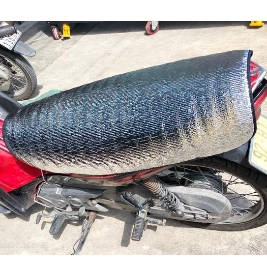 Miêng bạt phủ yên xe máy chống nắng kích thước lớn - 1 Mặt bạc phản quang