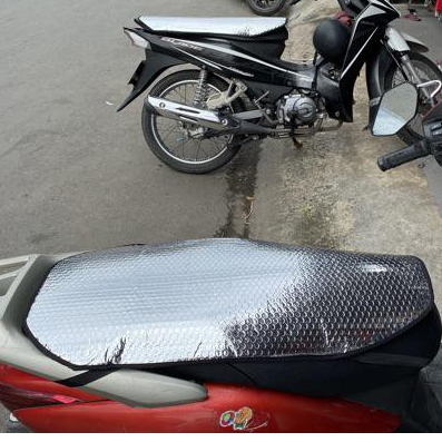 [CÓ VAT - 2 MẶT BẠC] Tấm lót chống nắng nóng mưa cho yên xe 37*77cm