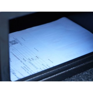 Két sắt mini Việt Tiệp KS305-DT khóa điện tử thông minh bỏ tủ loại nhỏ dùng cho gia đình, khách sạn