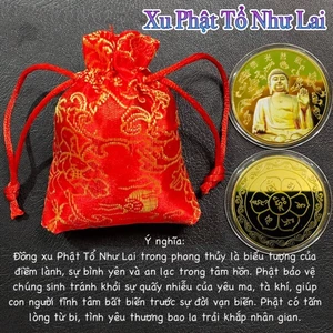 Đồng Xu Đức Phật Tổ Như Lai của Hông Kong Phong Thuỷ May Mắn, mẫu NGỒI, tặng túi gấm đỏ