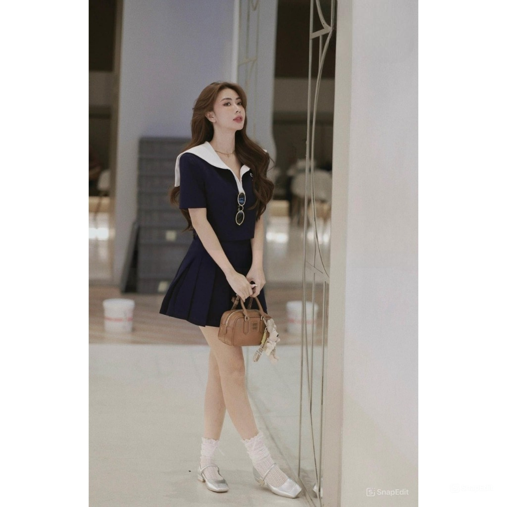 Set đồ nữ áo thun cổ V chất liệu cao cấp mix chân váy siêu xinh Jumito, đồ bộ nữ phong cách nhẹ nhàng xinh xắn HCOM2766