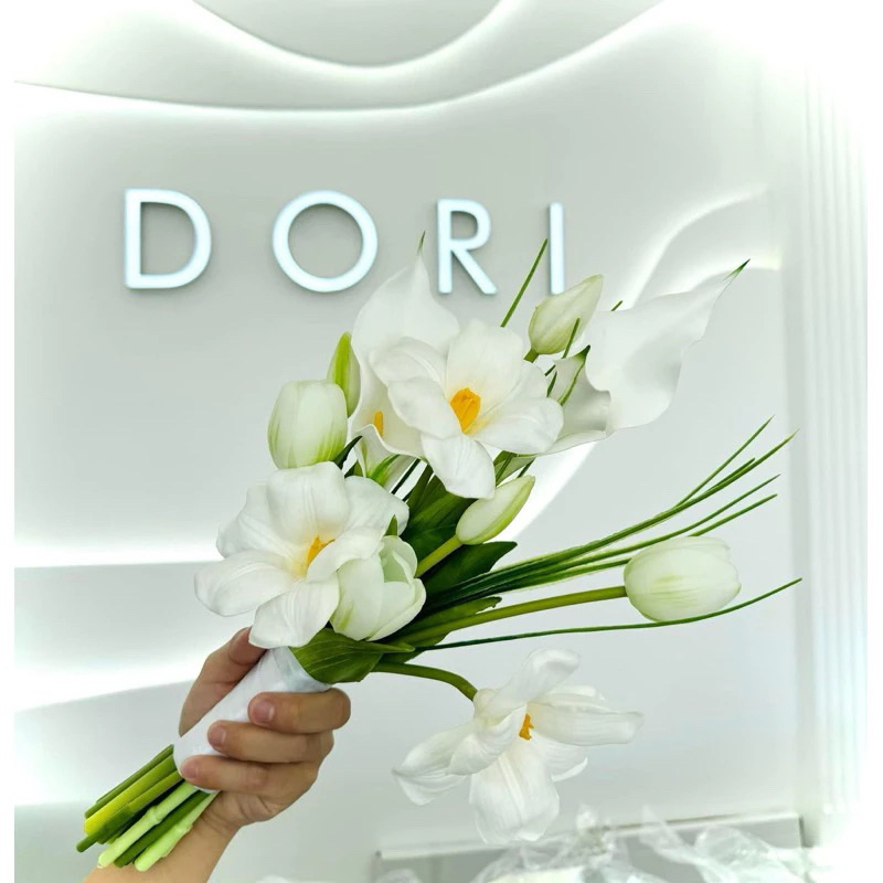 💐💐💐Hoa cầm tay cô dâu xinh chất liệu bằng lụa