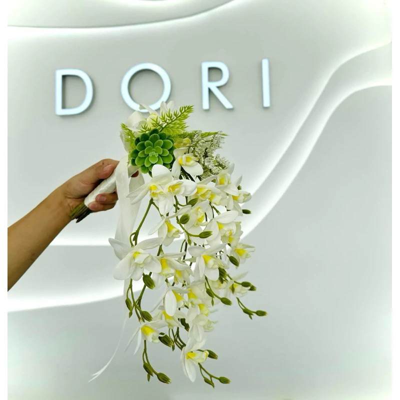 💐💐💐Hoa cầm tay cô dâu xinh chất liệu bằng lụa