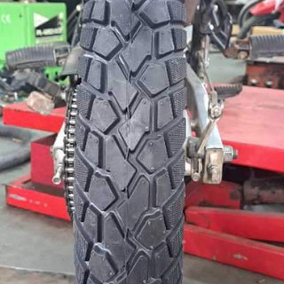 Size lốp zin cho XR125 và XR150 90/90-19 và 110/90-17MT921