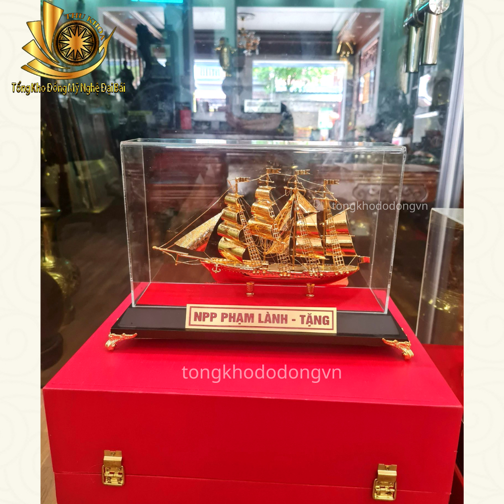 Quà tặng sếp mô hình thuyền buồm mạ vàng   thuận buồm xuôi gió phong thủy các kích thước fullbox