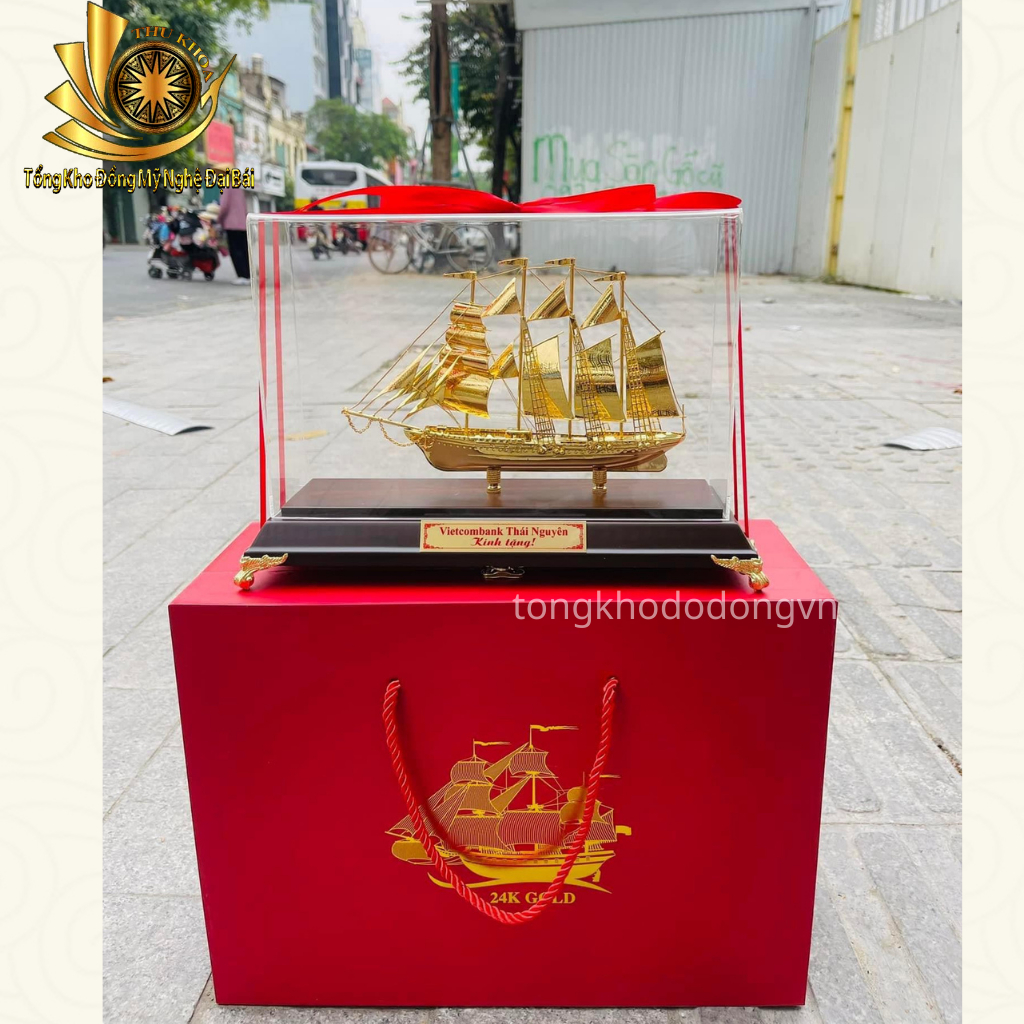 Thuyền buồm mạ vàng cỡ vừa 31cm ✅FREESHIP✅Quà tặng vàng cao cấp tặng sếp