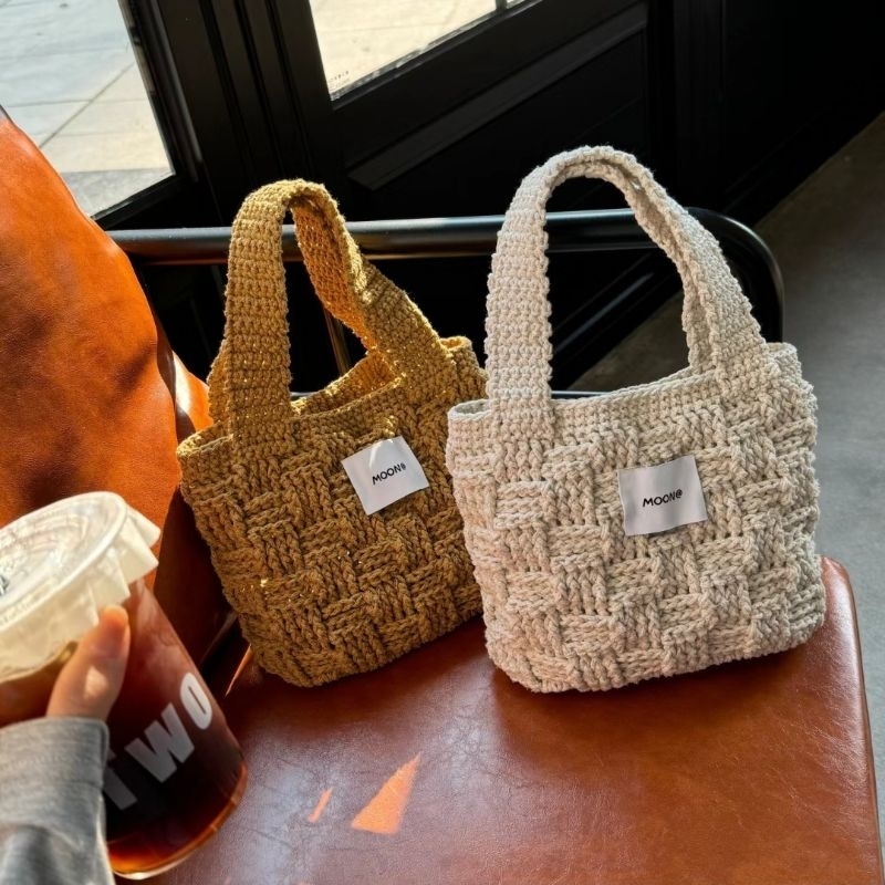 LEN THƠ - Túi len handmade, túi len xách tay họa tiết caro | Shopee ...
