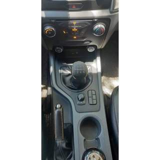 Bọc cần số phanh tay các đời xe Ford Ranger số sàn đời từ 2015-2023, khách nhắn lại shop tên xe đời xe cụ thể nhé