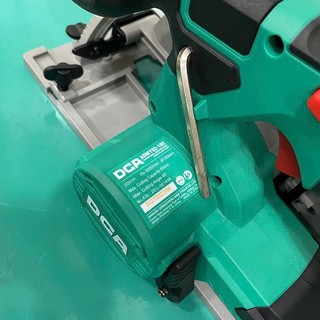 DCA MÁY CƯA ĐĨA TRÒN KHÔNG CHỔI THAN DÙNG PIN 20V ADMY02-185Z