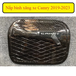 Ốp nắp bình xăng xe Camry 2019-2025 Mẫu Vân Carbon cao cấp