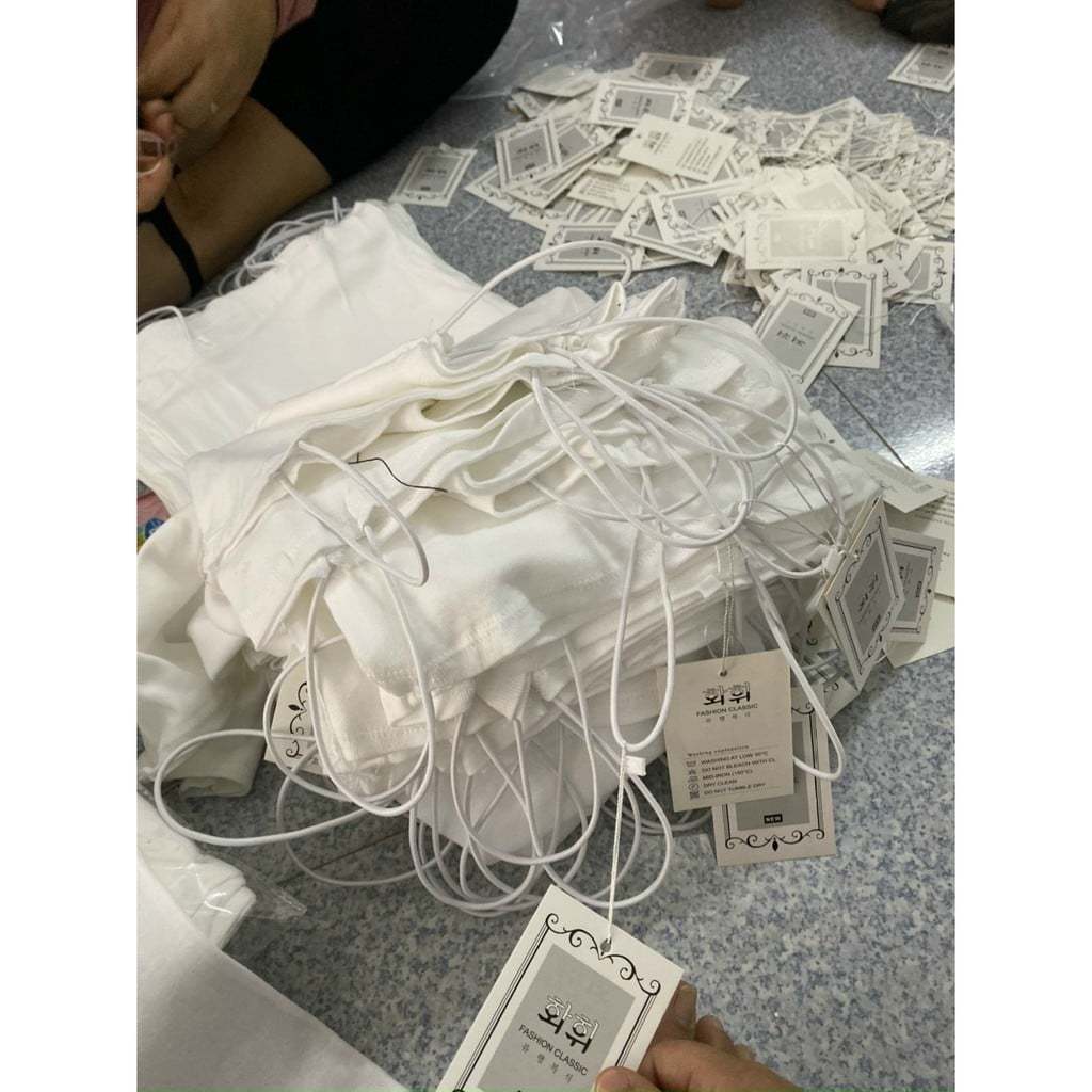 Áo hai dây hai màu trắng đen cotton gân sợi bún