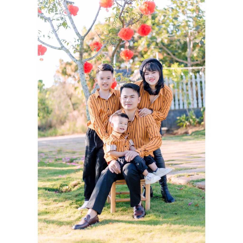 Set Áo Sơ Mi Đôi Nam Nữ Fig Tree Sọc Vàng ( Mã 145C)