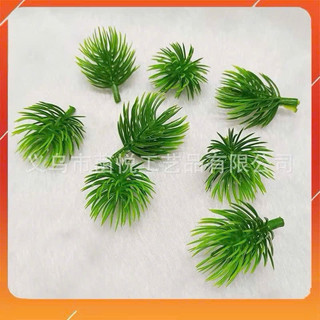 1kg điểm Tùng kim ( quả thông ) trang trí giỏ quà, hoa quả ,…- Lá giả decor