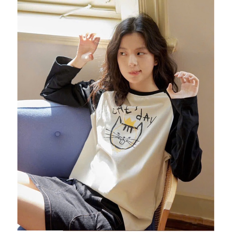 Áo thun nữ dài tay Ragan phối màu trắng đen in hình cá tính JULY fashion, Áp thun nữ tay dài chất thun xượt mềm mát