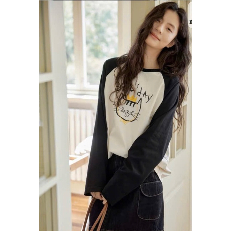 Áo thun nữ dài tay Ragan phối màu trắng đen in hình cá tính JULY fashion, Áp thun nữ tay dài chất thun xượt mềm mát