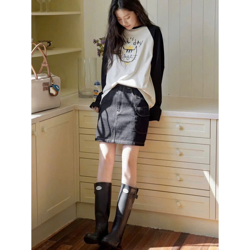 Áo thun nữ dài tay Ragan phối màu trắng đen in hình cá tính JULY fashion, Áp thun nữ tay dài chất thun xượt mềm mát