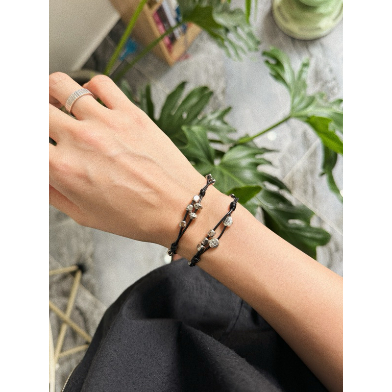 Vòng tay Ebisu - Vòng tay đan dây mix charm màu bạc có size