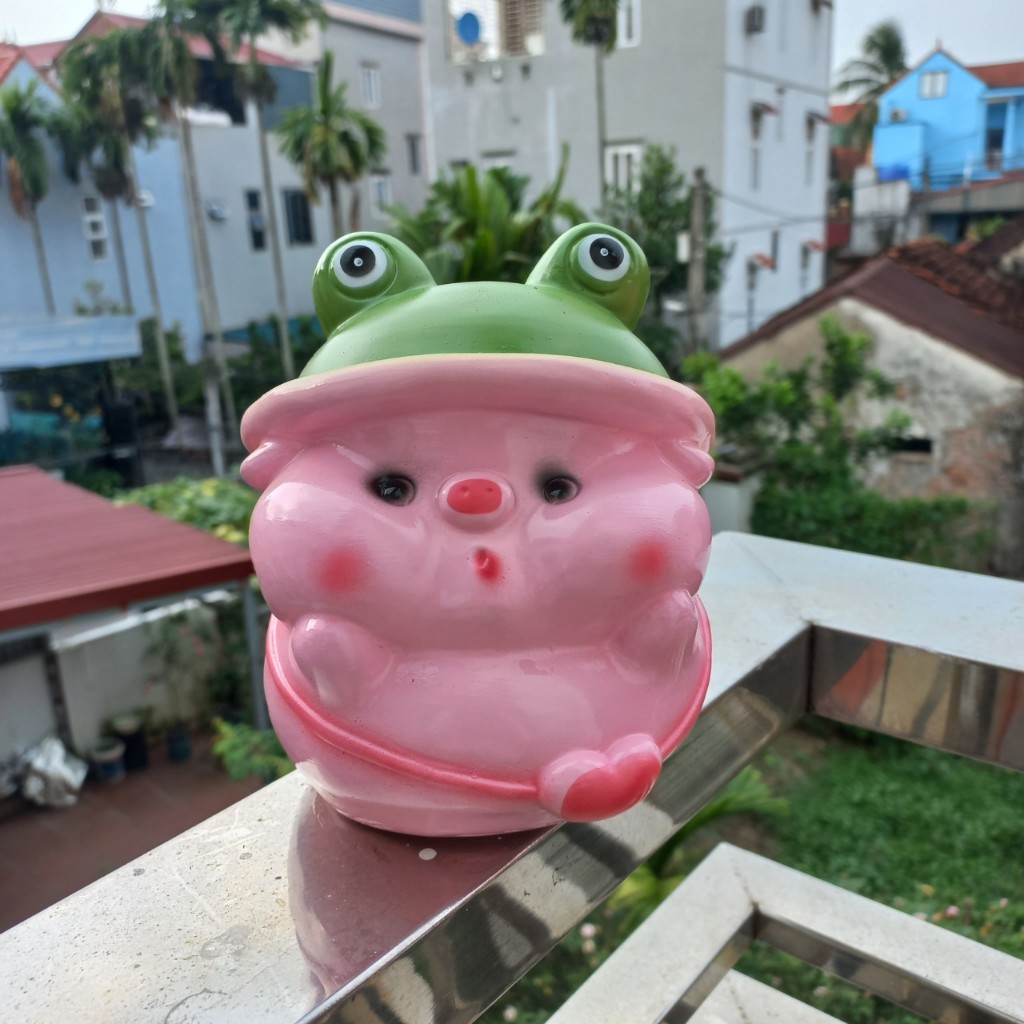 Heo đất tiết kiệm Heo đội mũ ếch size nhỏ-ống tiết kiệm lợn đất tiết kiệm quà tặng trang trí