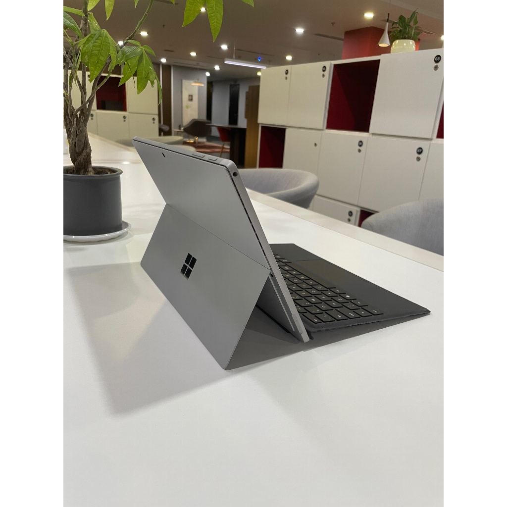 Microsoft Surface Pro 6 Core i5 8350U（Microsoft Surface Pro 6 