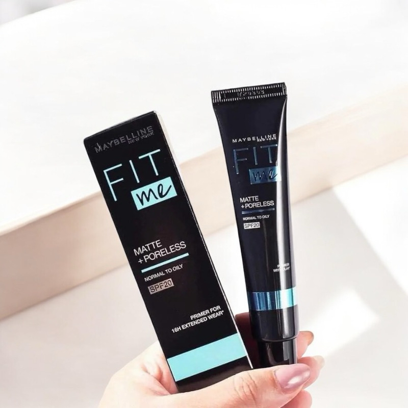 Kem lót kiềm dầu, che lỗ chân lông to Fit me Matte+Poreless, che phủ lỗ chân lông hiệu quả.