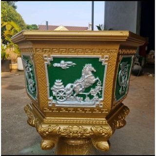Khuôn chậu lục giác 48 chân liền, hoa văn thuyền, ngựa, tài lộc, đổ úp đáy chất liệu nhựa abs