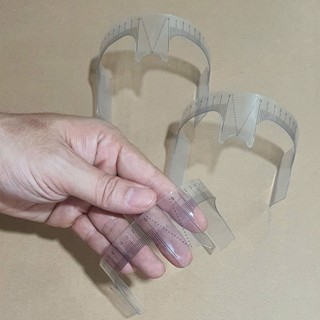 -Thước nhựa cong đo lông mày (M)