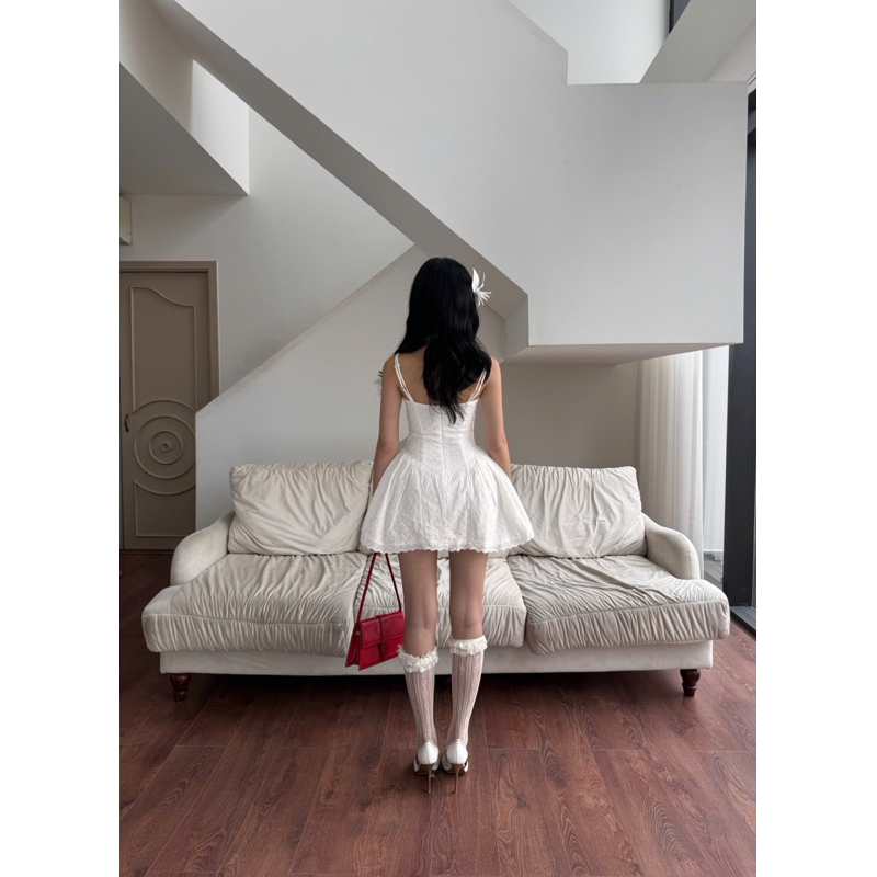 AESTHETE - JOYCE DRESS - Váy trắng in hoạ tiết nổi form xoè.