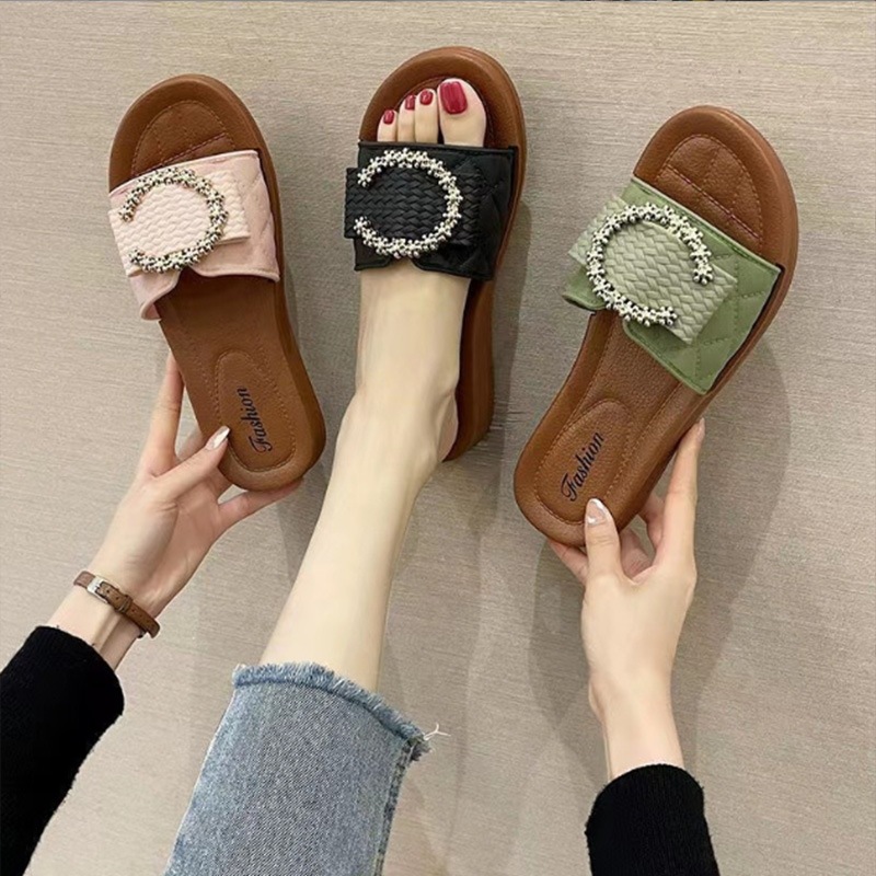 Dép da PU tiện lợi chống trơn trượt với thiết kế thanh lịch