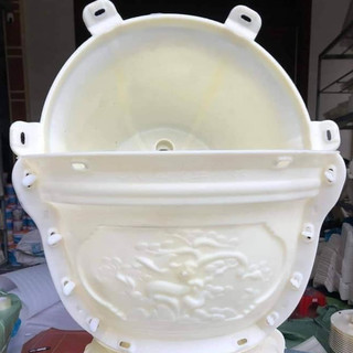 Khuôn đúc chậu tròn 50 cm không kèm chân đôn chất liệu nhựa abs hoa văn tùng, cúc, mai