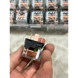 Hộp 10 Rơ le 4 chân, 5 chân trong, vuông Max-100A 12v 24v.