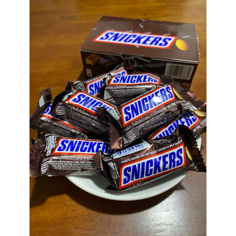 Socola SNICKERS Mỹ hộp mini 12thanhx20g (cam kết data mới) | Shopee ...